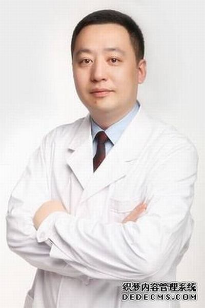  北京八大处整形医院李战强做隆鼻怎么样？好不好？