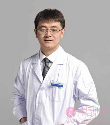 北京八大处王欢和王克明隆鼻哪个好