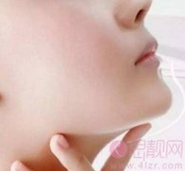 双下巴怎么消除