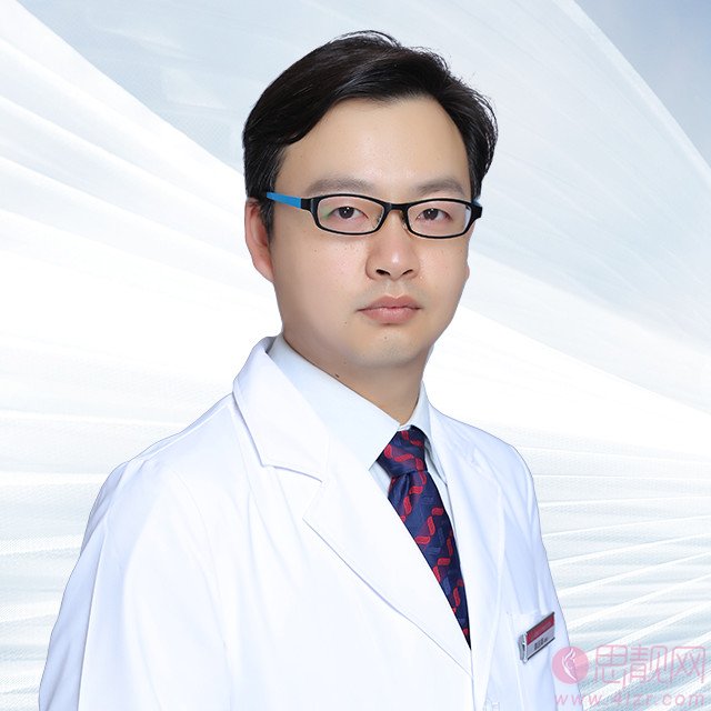 武汉美仑医疗美容陈远海个人简介，附双眼皮案例及价格表公布