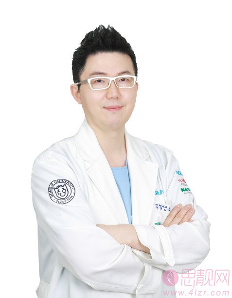 成都纽莱茵医疗美容孙熙东做双眼皮怎么样？2020价格表一览+双眼皮案例前后对比