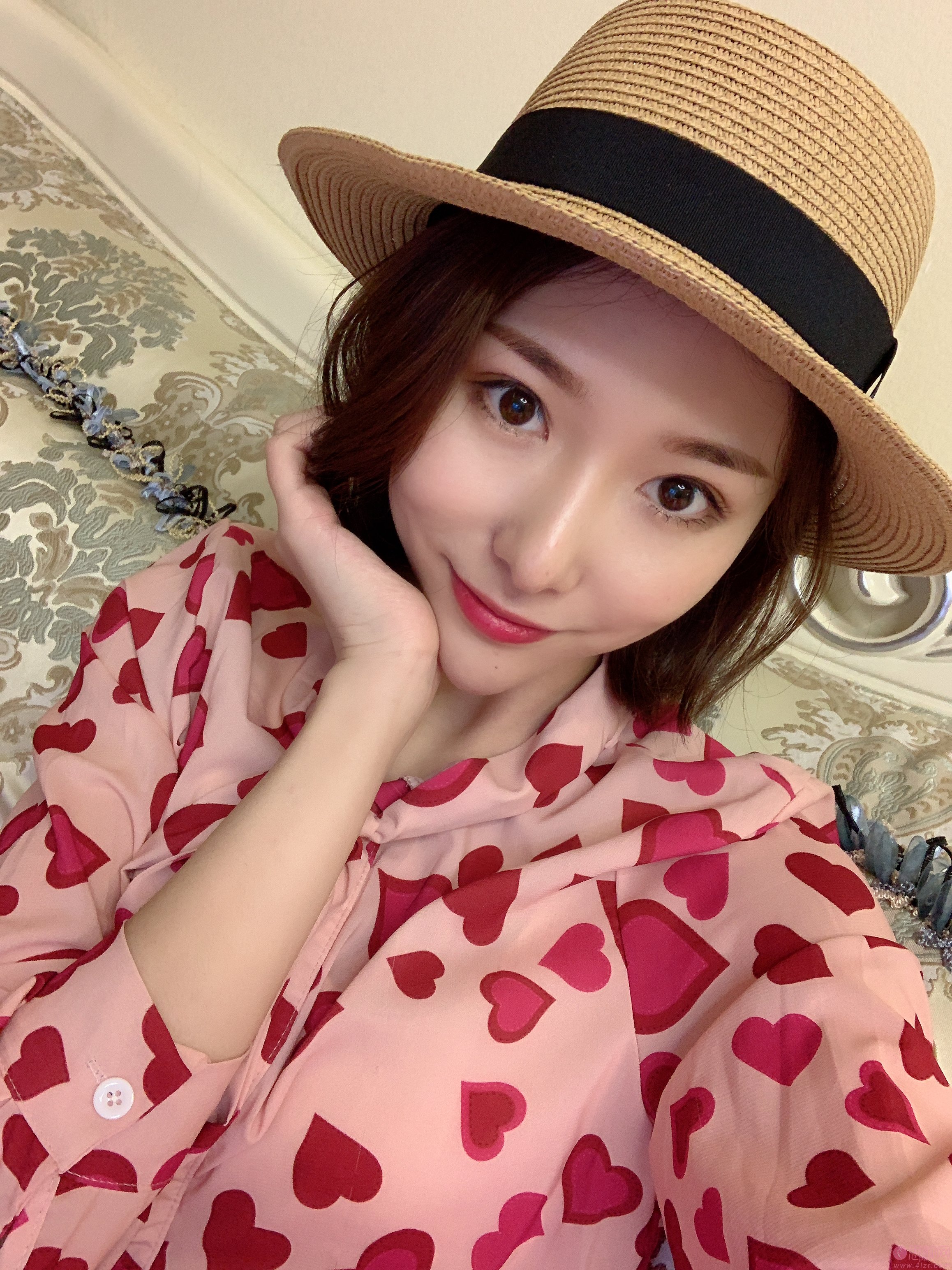 成都纽莱茵医疗美容孙熙东做双眼皮怎么样？2020价格表一览+双眼皮案例前后对比