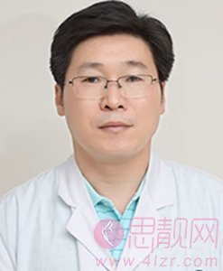 成都艾米丽医疗美容潘红伟吸脂瘦大腿怎么样？附案例及价格表一览