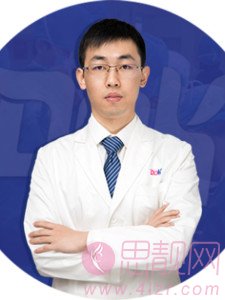 成都铜雀台刘溪隆鼻价格表曝光+术后真人案例分享